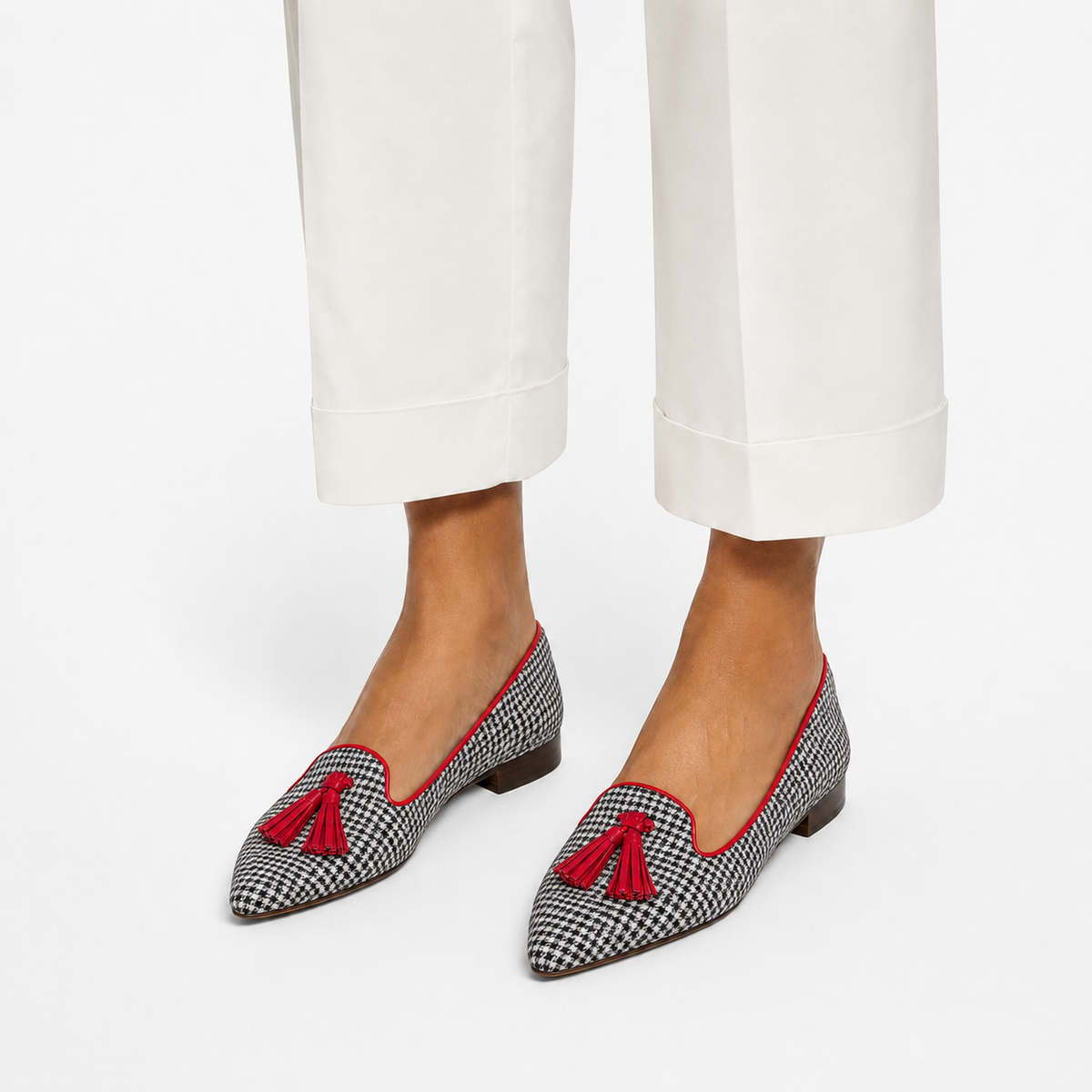 Livia | Pointed Flats